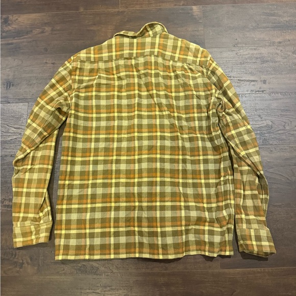 Stussy Casual Button Down flannel Shirt in Yellow and Brown - Picture 3 of 4